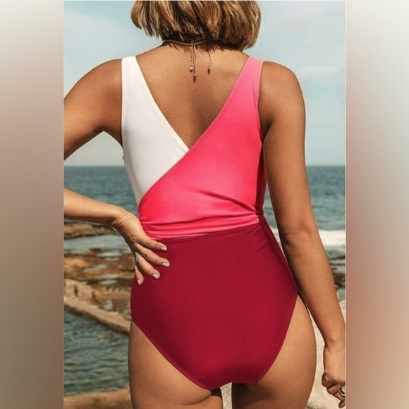 NWOT Cupshe color block side tie one piece swimsuit - Picture 4 of 8